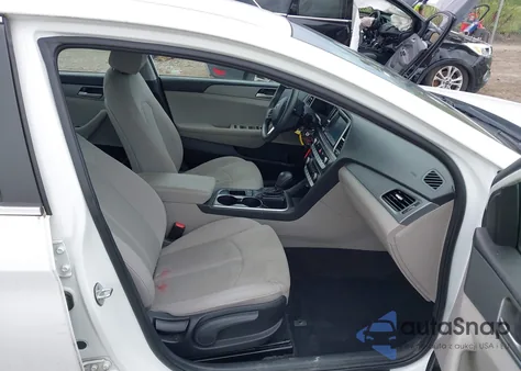 2019 Hyundai Sonata Se z USA, uszkodzony, nr VIN 5NPE24AF7KH808863